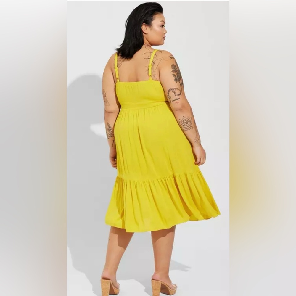 Torrid Rayon Slub Tiered Midi Dress NWT - Picture 2 of 6